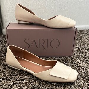 SARTO By Franco Sarto Cream Square-Toe Leather Flats